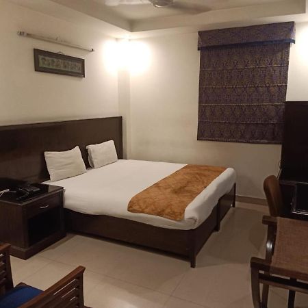 Hotel Clark Heights New Delhi Luaran gambar