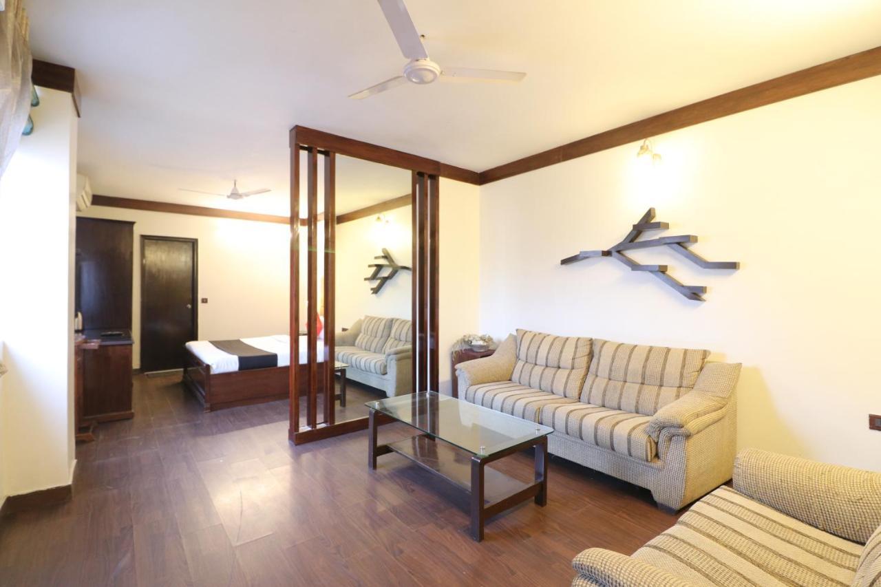 Hotel Clark Heights New Delhi Luaran gambar