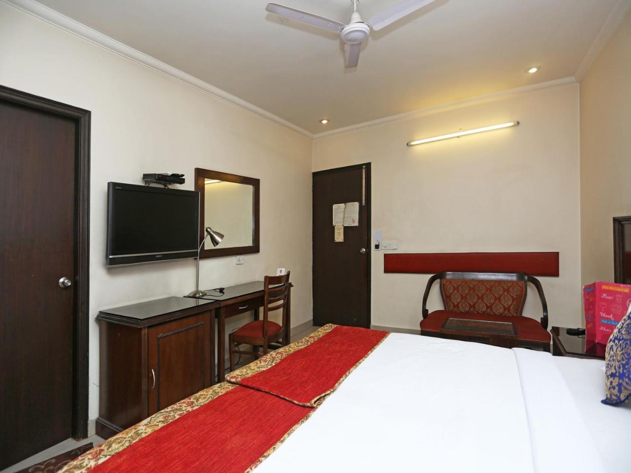 Hotel Clark Heights New Delhi Luaran gambar