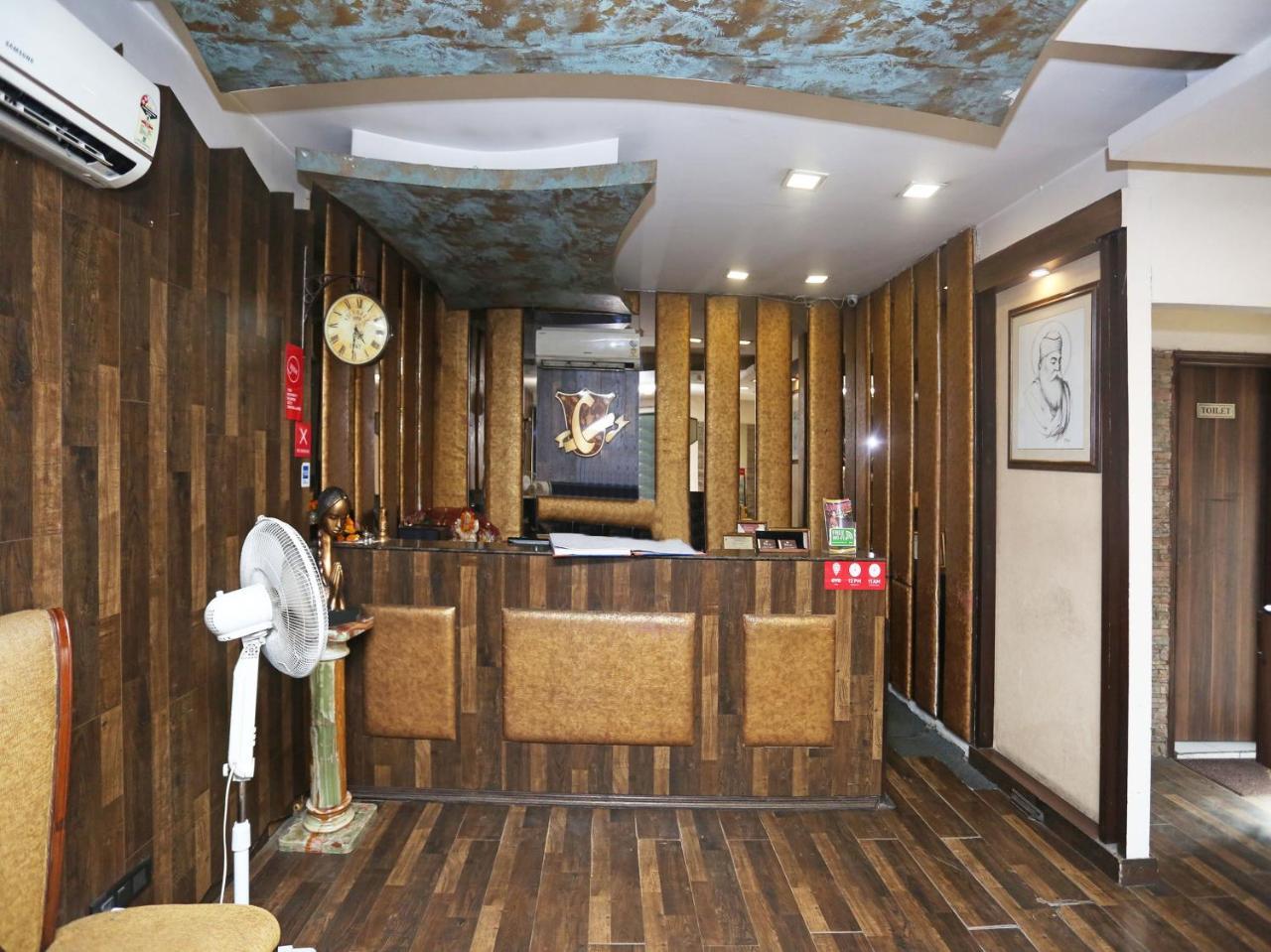 Hotel Clark Heights New Delhi Luaran gambar